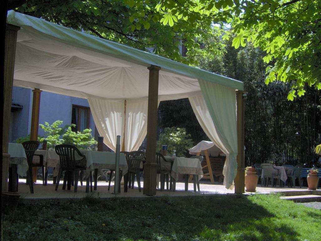 Albergo Ristorante Aquila Sulzano Εξωτερικό φωτογραφία